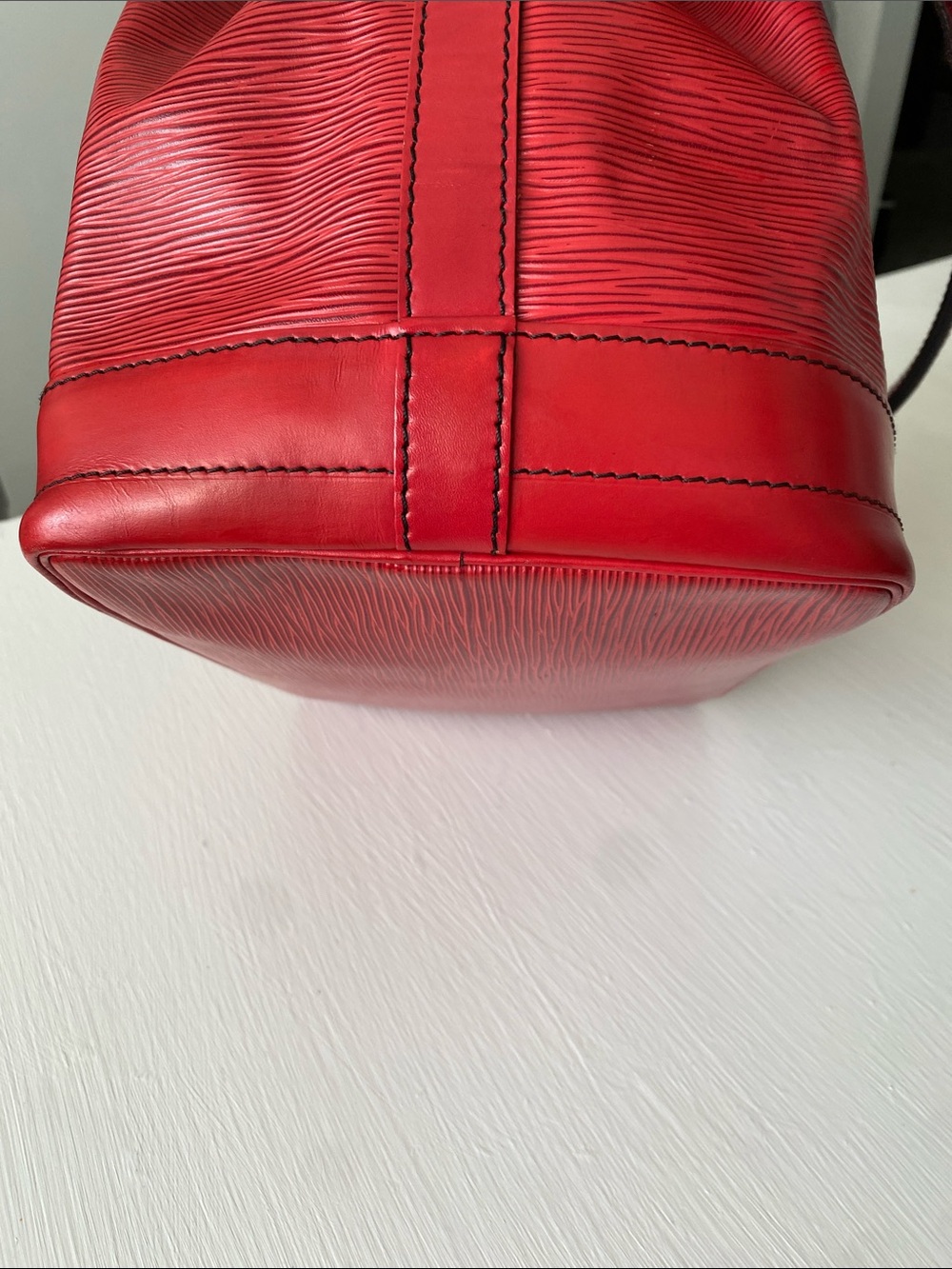 Louis Vuitton Red Epi Leather Noe GM Like New with COA 1992 Pristine Condition - Picture 8 of 16